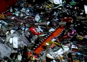 打撈收集漂浮垃圾