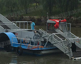 全自動小型割草船