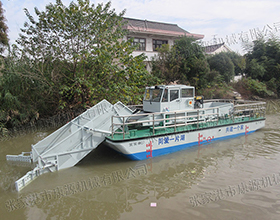 多功能海水區(qū)保潔船